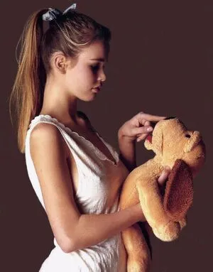 Claudia Schiffer OnlyFans Leaked Free Thumbnail Picture - #lwJMWumJ73