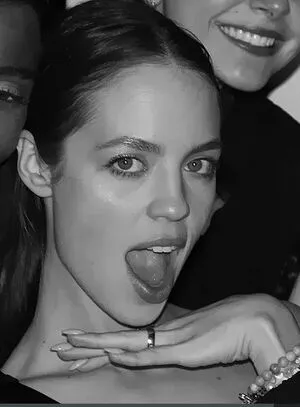 Claudia Sulewski OnlyFans Leaked Free Thumbnail Picture - #XbdMjAEP4B