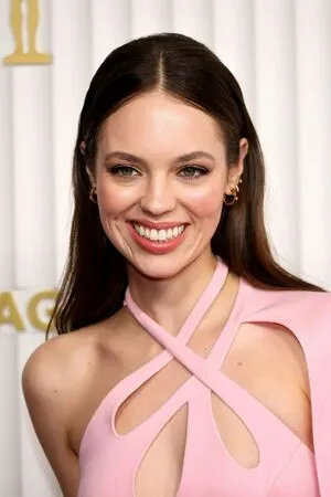 Claudia Sulewski OnlyFans Leaked Free Thumbnail Picture - #wWk5IHt7Fp