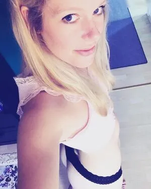 Claudia Swea OnlyFans Leaked Free Thumbnail Picture - #q55G9DT99W