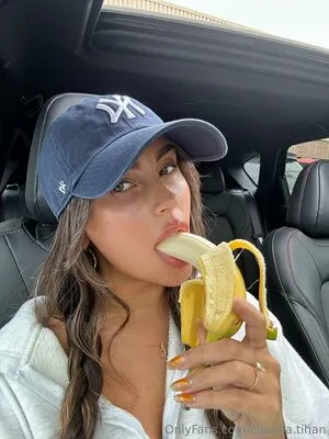 Claudia Tihan OnlyFans Leaked Free Thumbnail Picture - #2BzgQEzLA0