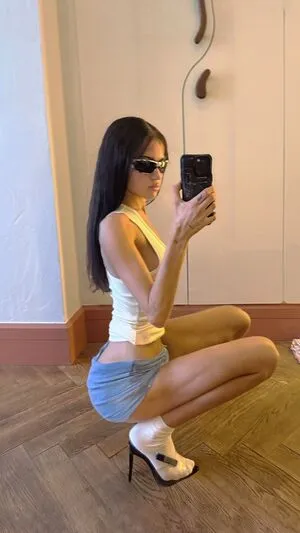 Claudia Valentina OnlyFans Leaked Free Thumbnail Picture - #3eCinXIERc