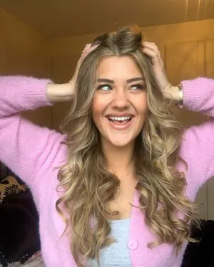 Claudia Valler OnlyFans Leaked Free Thumbnail Picture - #FaIU8a6yTW