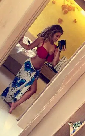 Claudia Valler OnlyFans Leaked Free Thumbnail Picture - #alKrKuWU2G