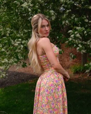 Claudia Walsh OnlyFans Leaked Free Thumbnail Picture - #kClbZsdOMl