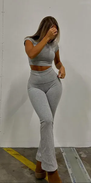 Claudiaisabella OnlyFans Leaked Free Thumbnail Picture - #mRHCmnv4k0