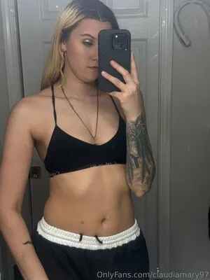 Claudiamary97 OnlyFans Leaked Free Thumbnail Picture - #oO7fEwrIM3