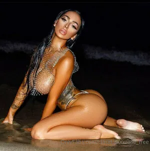 Claudiarosee OnlyFans Leaked Free Thumbnail Picture - #1CivIRUBUI