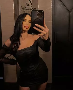 Claudiroxa OnlyFans Leaked Free Thumbnail Picture - #GZYmXHh135