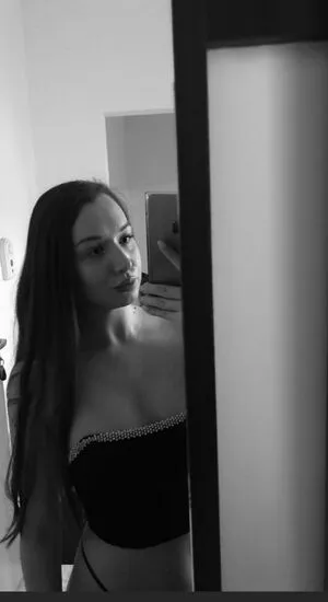 Claudiroxa OnlyFans Leaked Free Thumbnail Picture - #Q42YA1vuBJ