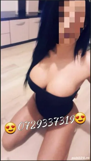 Claudiroxa OnlyFans Leaked Free Thumbnail Picture - #ZbolGvveph