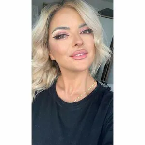 Claudiroxa OnlyFans Leaked Free Thumbnail Picture - #k6SwB2Nh74