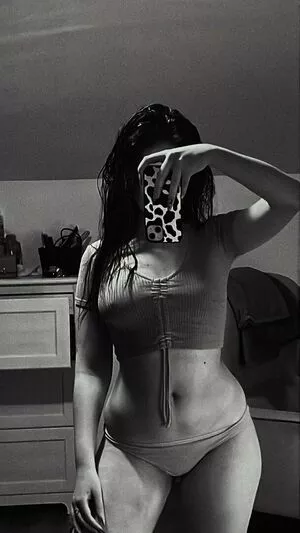 Claudiroxa OnlyFans Leaked Free Thumbnail Picture - #p4FH44Om5y