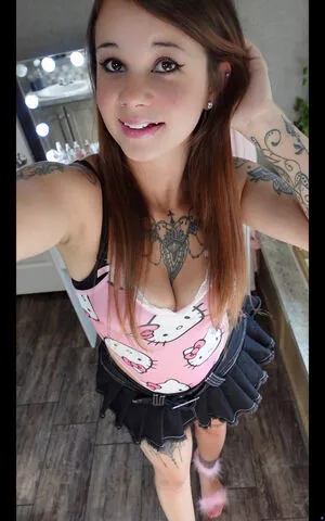 Cleaning Mommy OnlyFans Leaked Free Thumbnail Picture - #kNOjeeHRSh