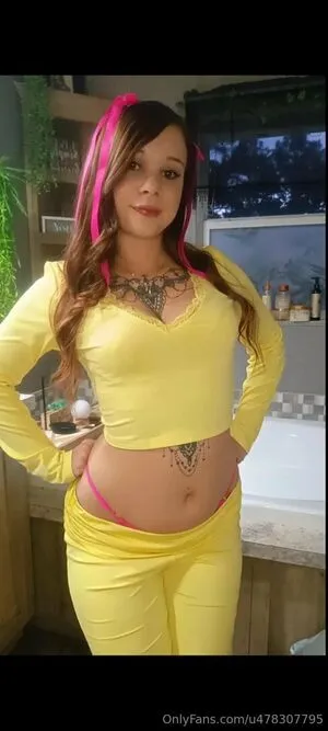 Cleaning Mommy OnlyFans Leaked Free Thumbnail Picture - #vtHjU6YlE4