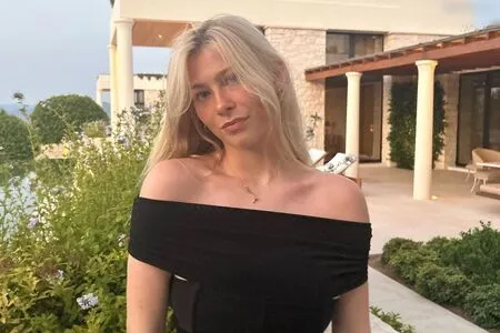 Clementine Vaughn OnlyFans Leaked Free Thumbnail Picture - #FY02iMxwlg