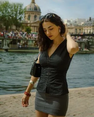 Clementinem Nava OnlyFans Leaked Free Thumbnail Picture - #RVGwpUWQFJ