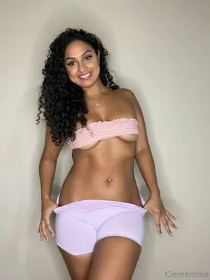 Clementinexo OnlyFans Leaked Free Thumbnail Picture - #4ItcOi4MbG