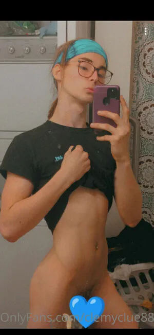 Clemyclue8811 OnlyFans Leaked Free Thumbnail Picture - #T2vkS2QTA6