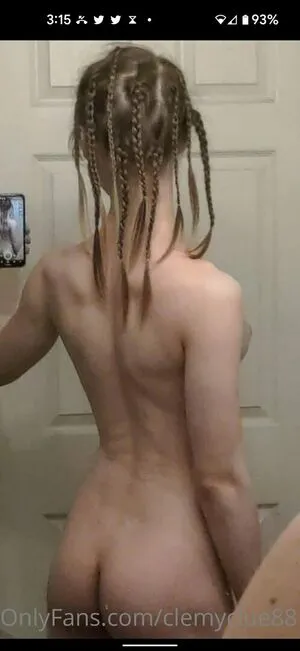 Clemyclue8811 OnlyFans Leaked Free Thumbnail Picture - #vI36c8N91w