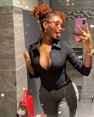 Cleocrt OnlyFans Leaked Free Thumbnail Picture - #REShKErLAM