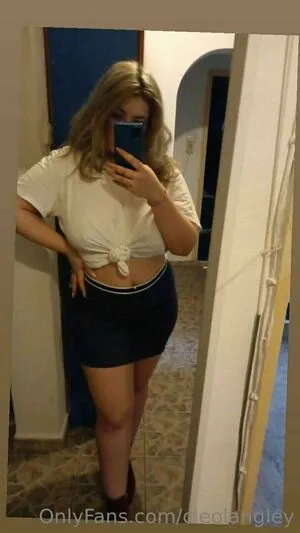 Cleolangley OnlyFans Leaked Free Thumbnail Picture - #Gb61fH9oET