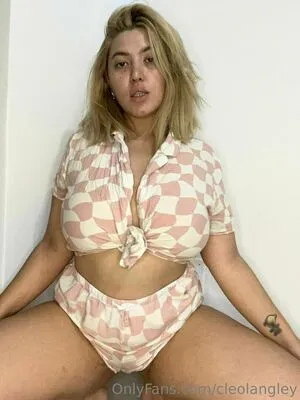Cleolangley OnlyFans Leaked Free Thumbnail Picture - #mQX6r1x3Ey