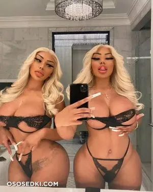 Clermonttwins OnlyFans Leaked Free Thumbnail Picture - #4nmsveFZV3