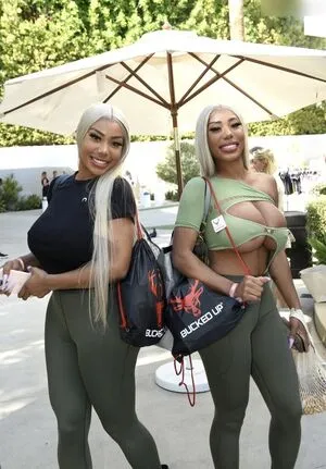 Clermonttwins OnlyFans Leaked Free Thumbnail Picture - #GKShMBfQWk