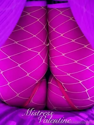 Clicktosubmit OnlyFans Leaked Free Thumbnail Picture - #eNzcobUlLW