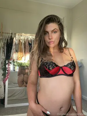 Clitriinee2 OnlyFans Leaked Free Thumbnail Picture - #5YooCiJo8a