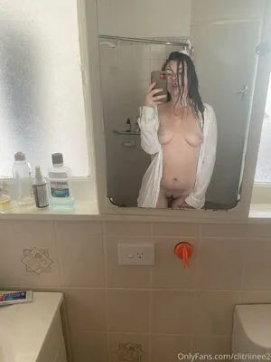 Clitriinee2 OnlyFans Leaked Free Thumbnail Picture - #KyHrS1KATy
