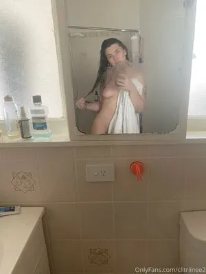 Clitriinee2 OnlyFans Leaked Free Thumbnail Picture - #aXLSuHj95b