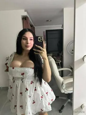 Cloewhitex OnlyFans Leaked Free Thumbnail Picture - #Dn5DyB7yDf