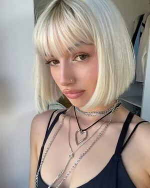Clotilde Gauneau OnlyFans Leaked Free Thumbnail Picture - #EndTEtttpl