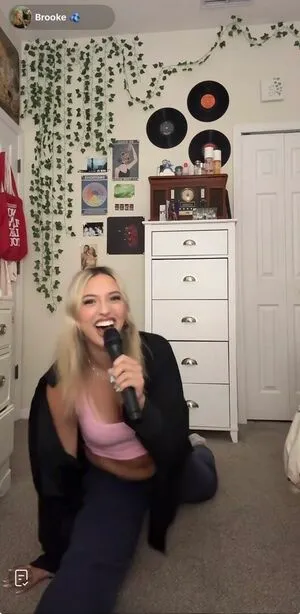 Cloud Asmr OnlyFans Leaked Free Thumbnail Picture - #Dksbg4l985