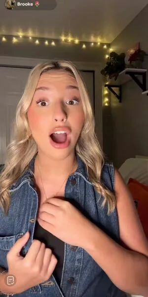 Cloud Asmr OnlyFans Leaked Free Thumbnail Picture - #PkP70wnppk
