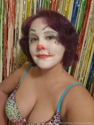 Clowndivax OnlyFans Leaked Free Thumbnail Picture - #KKGiabEmCh