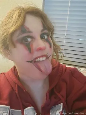 Clowndivax OnlyFans Leaked Free Thumbnail Picture - #Vr4O80Sh1U