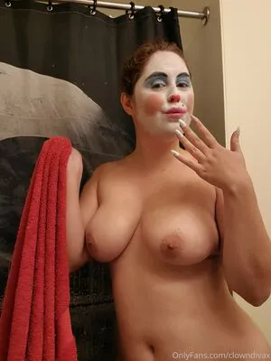 Clowndivax OnlyFans Leaked Free Thumbnail Picture - #cXukhtz3rD