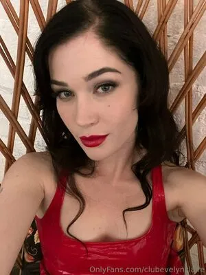 Clubevelynclaire OnlyFans Leaked Free Thumbnail Picture - #zEf4kitDaO