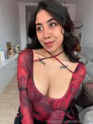 Clubvalentina OnlyFans Leaked Free Thumbnail Picture - #NKNamaqET7