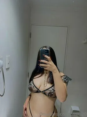 Cmila20 OnlyFans Leaked Free Thumbnail Picture - #004NSjXDvY