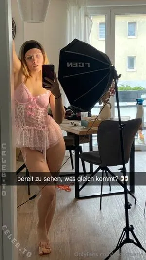 Coccomarie OnlyFans Leaked Free Thumbnail Picture - #SKleN0hkFq