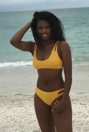 Coco Jones OnlyFans Leaked Free Thumbnail Picture - #0FimeUeXqn