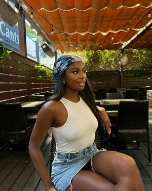 Coco Jones OnlyFans Leaked Free Thumbnail Picture - #pNroH2TBQ4