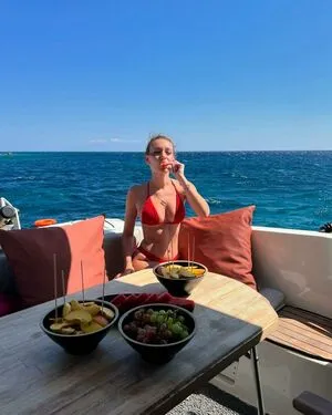 Cocogenge OnlyFans Leaked Free Thumbnail Picture - #C9EPSjjMp1