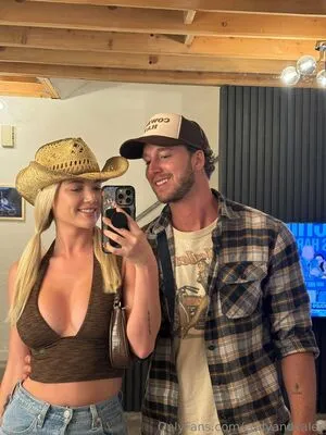 Codyandkales OnlyFans Leaked Free Thumbnail Picture - #dmGqwhfSYL