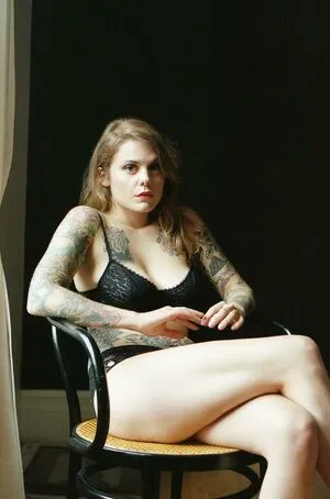Coeur De Pirate OnlyFans Leaked Free Thumbnail Picture - #DYGOIkQ2OQ