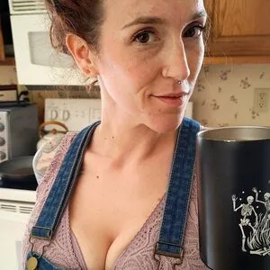 Coffeeandt78 OnlyFans Leaked Free Thumbnail Picture - #CcwrSfrsOf